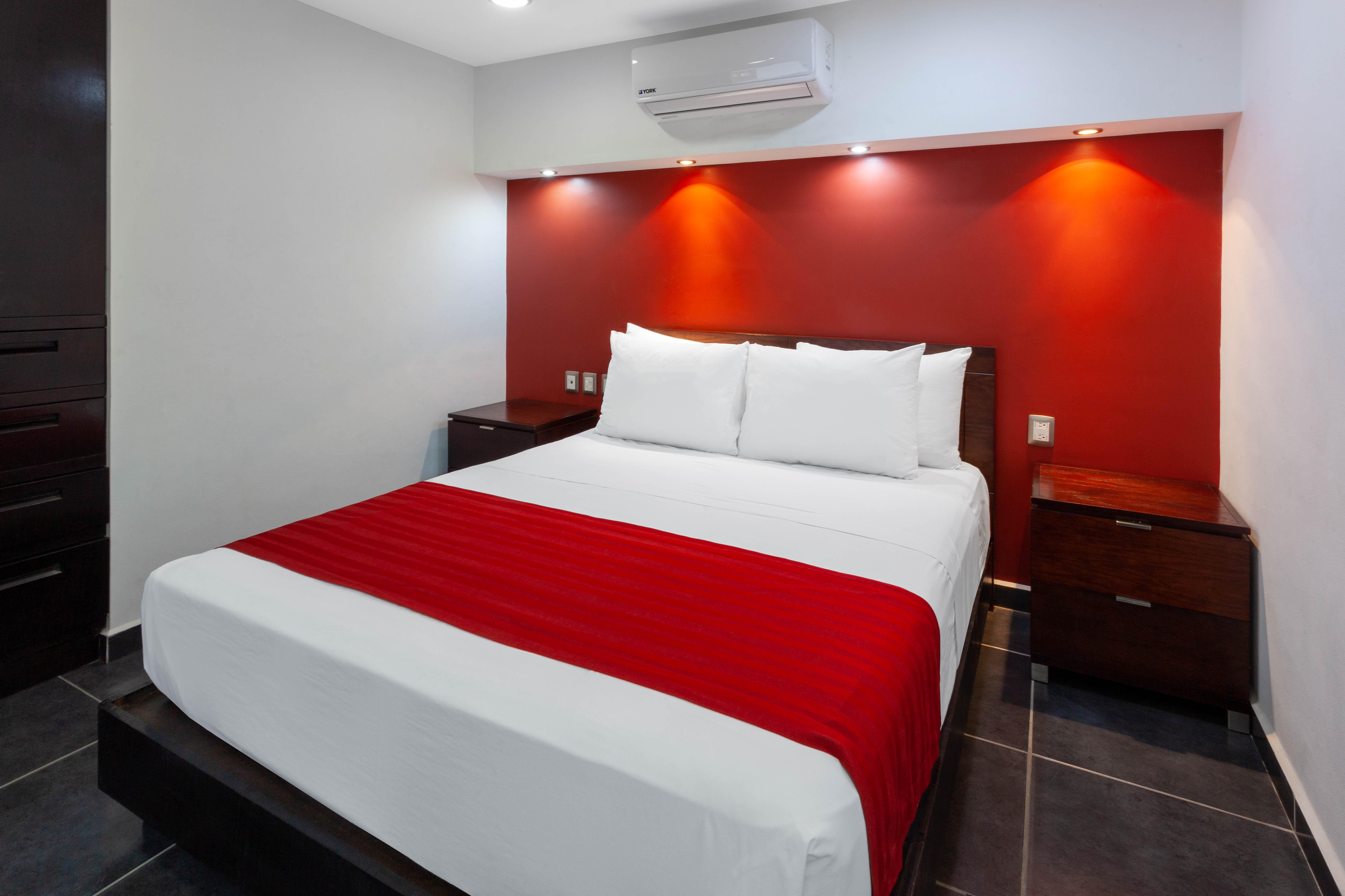 Ramada By Wyndham Acapulco Hotel & Suites Dış mekan fotoğraf