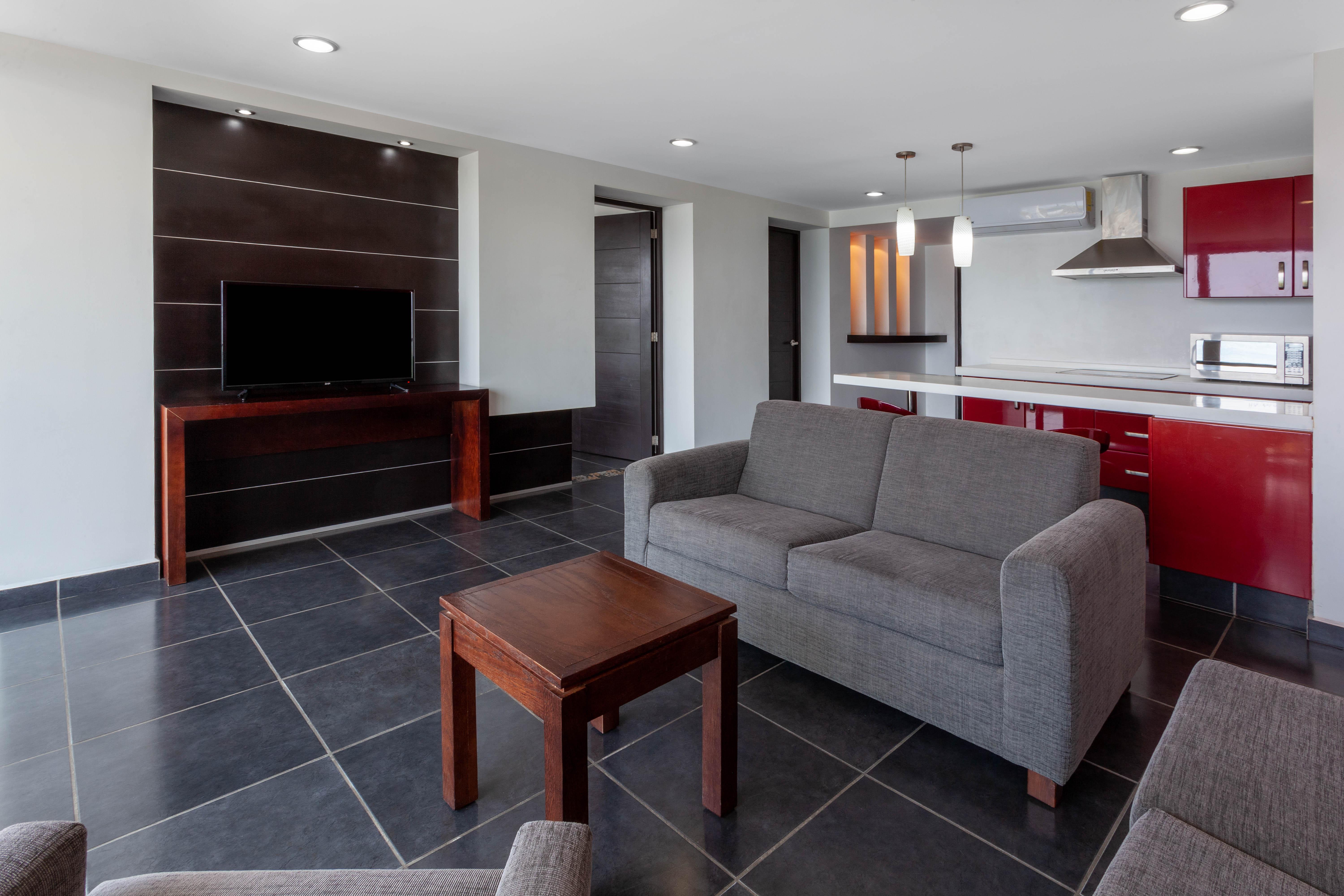 Ramada By Wyndham Acapulco Hotel & Suites Dış mekan fotoğraf