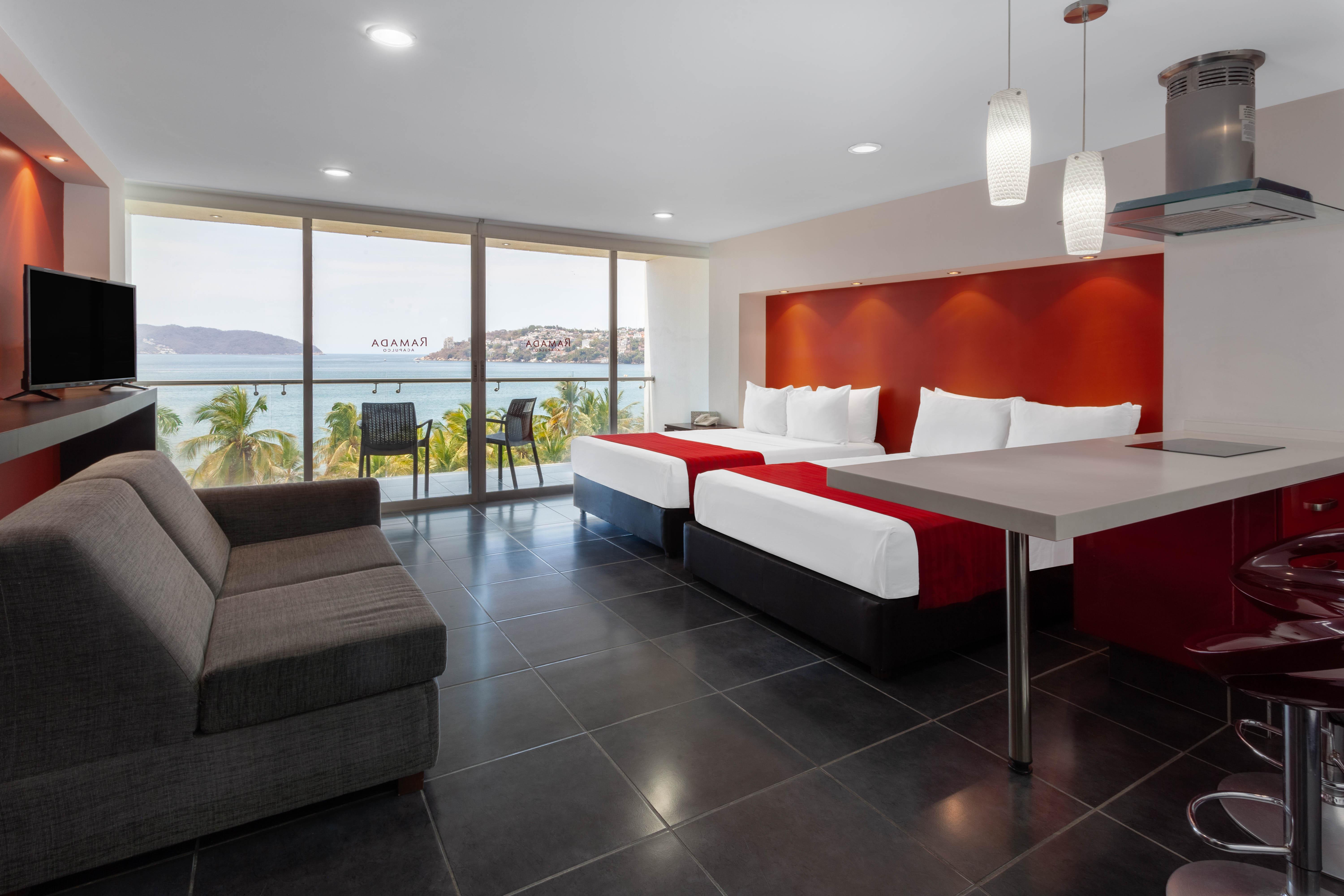 Ramada By Wyndham Acapulco Hotel & Suites Dış mekan fotoğraf