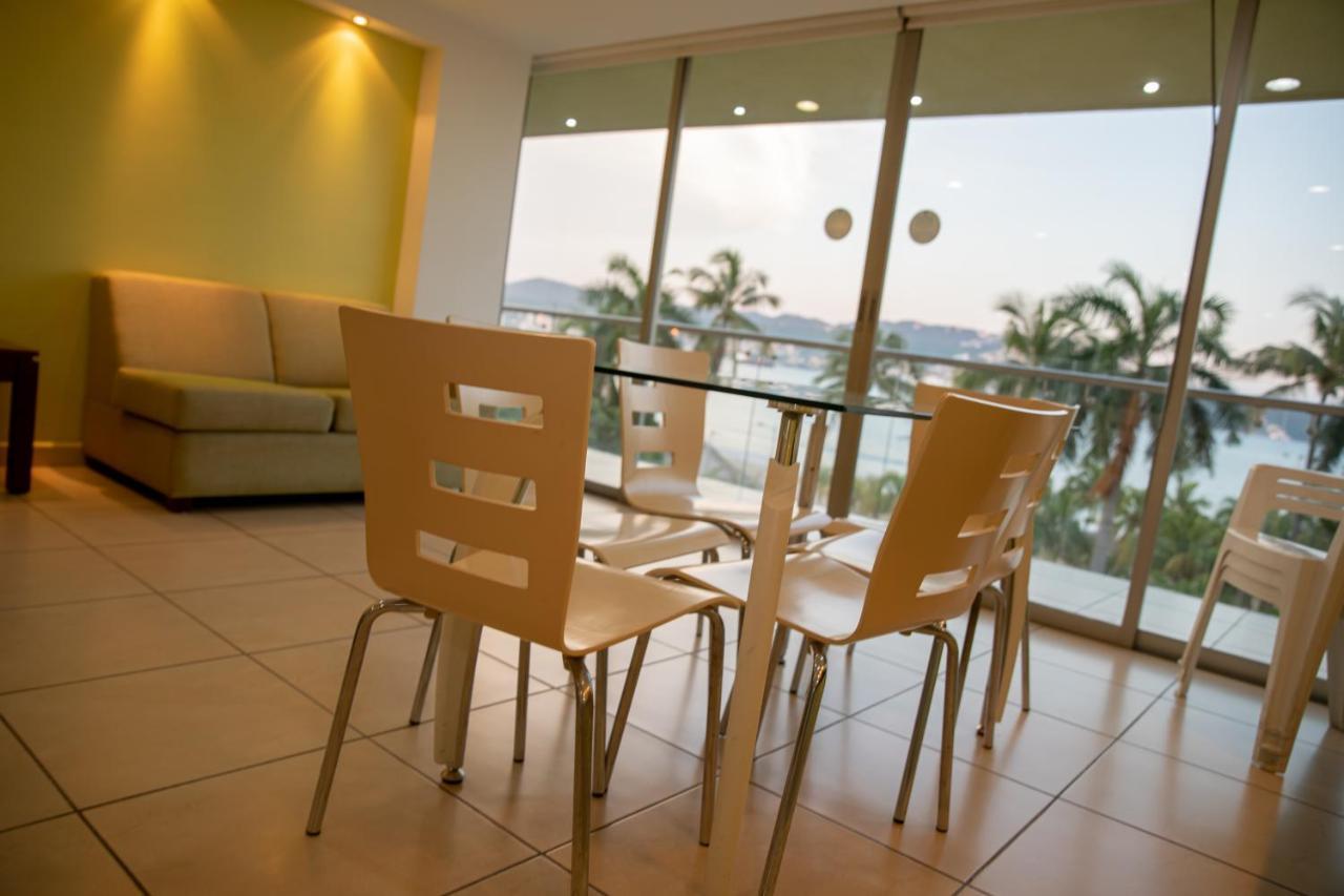 Ramada By Wyndham Acapulco Hotel & Suites Dış mekan fotoğraf
